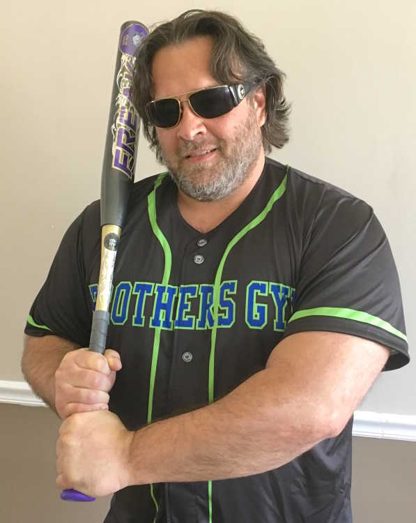 Jose Canseco challenges locals to Home Run Derby