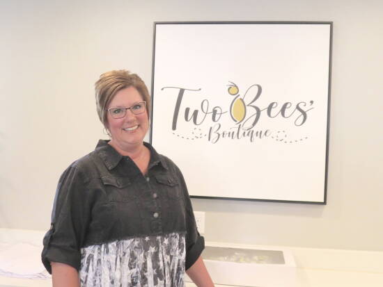 Local News 2 Bees Boutique 10 24 23 Brazil Times